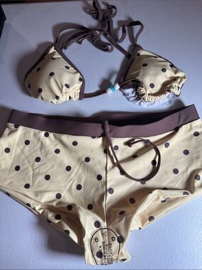 2pk of Women's Large Bikini sets